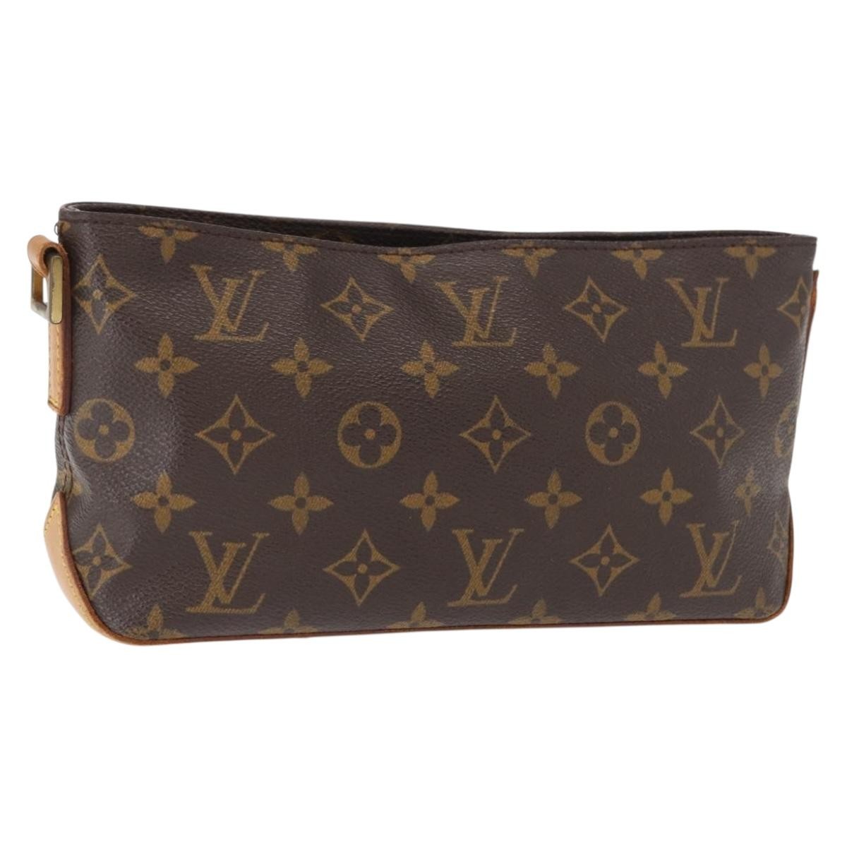 Louis Vuitton LOUIS VUITTON Monogram Trotteur Shoulder Bag M51240 LV Authentic 162436