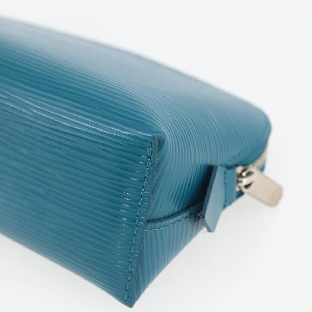Louis Vuitton LOUIS VUITTON Epi Pochette Cosmetic Cosmetic Pouch Cyan LV Authentic 158918V Bag