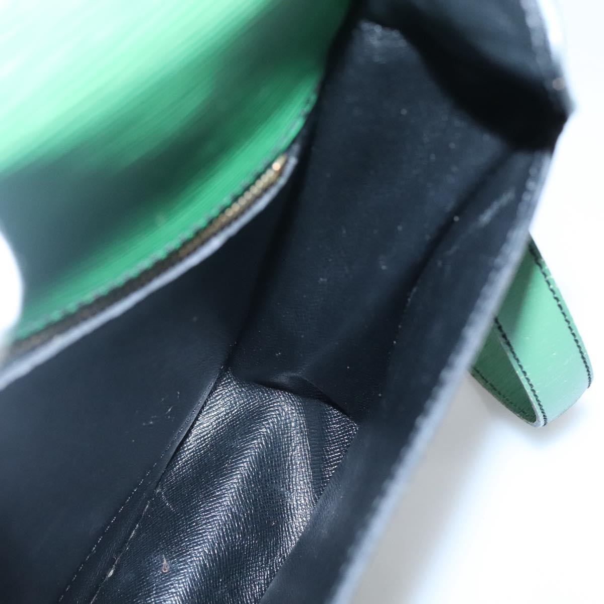 Louis Vuitton LOUIS VUITTON Epi Saint Cloud GM Shoulder Bag Green M52194 LV Authentic bs28126