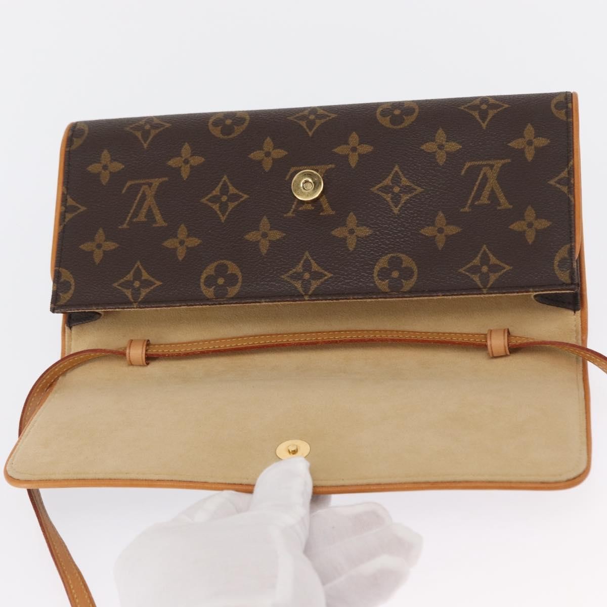 Louis Vuitton LOUIS VUITTON Monogram Pochette Twin GM Shoulder Bag M51852 LV Authentic ka1548