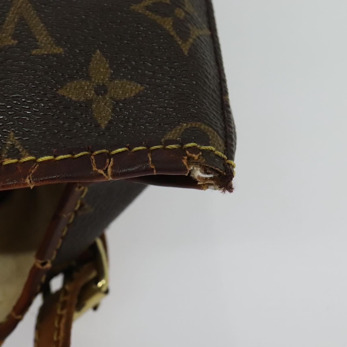 Louis Vuitton LOUIS VUITTON Monogram Bucket PM Shoulder Bag M42238 LV Authentic ar11236