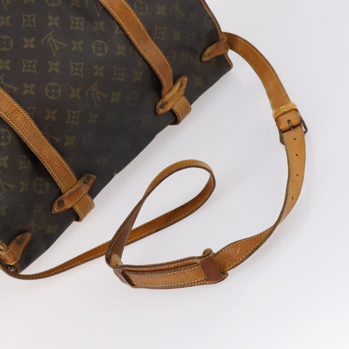 Louis Vuitton LOUIS VUITTON Monogram Saumur 43 Shoulder Bag M42252 LV Authentic BA7621