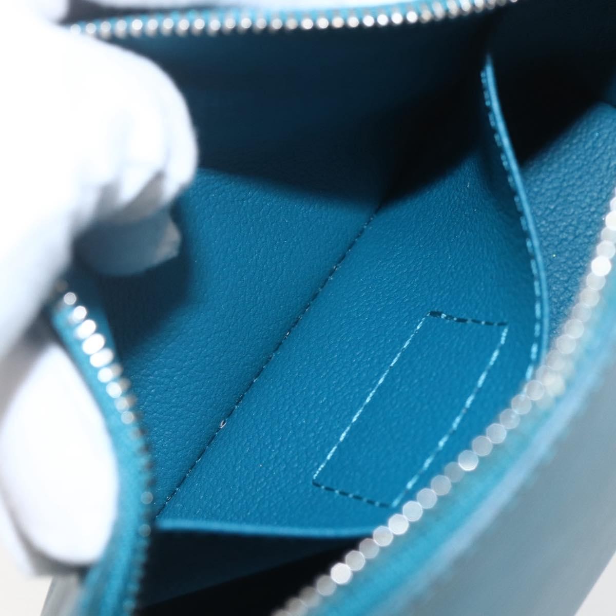 Louis Vuitton LOUIS VUITTON Epi Pochette Cosmetic Cosmetic Pouch Cyan LV Authentic 158918V Bag