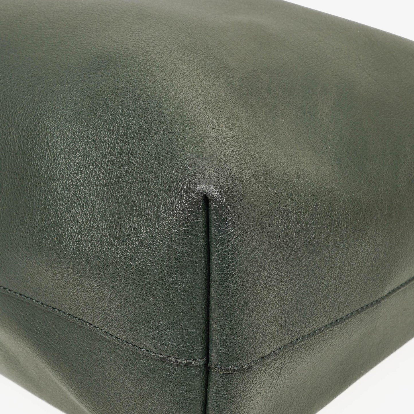 Saint Laurent Große Shopping Tote aus dunkelgrünem Leder