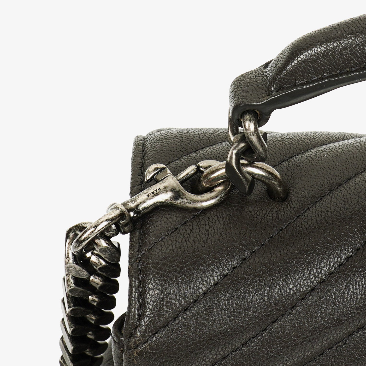 Saint Laurent College Umhängetasche Medium aus Chevron-Steppleder