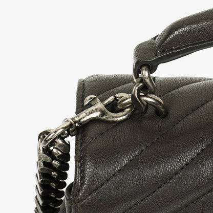 Saint Laurent College Umhängetasche Medium aus Chevron-Steppleder
