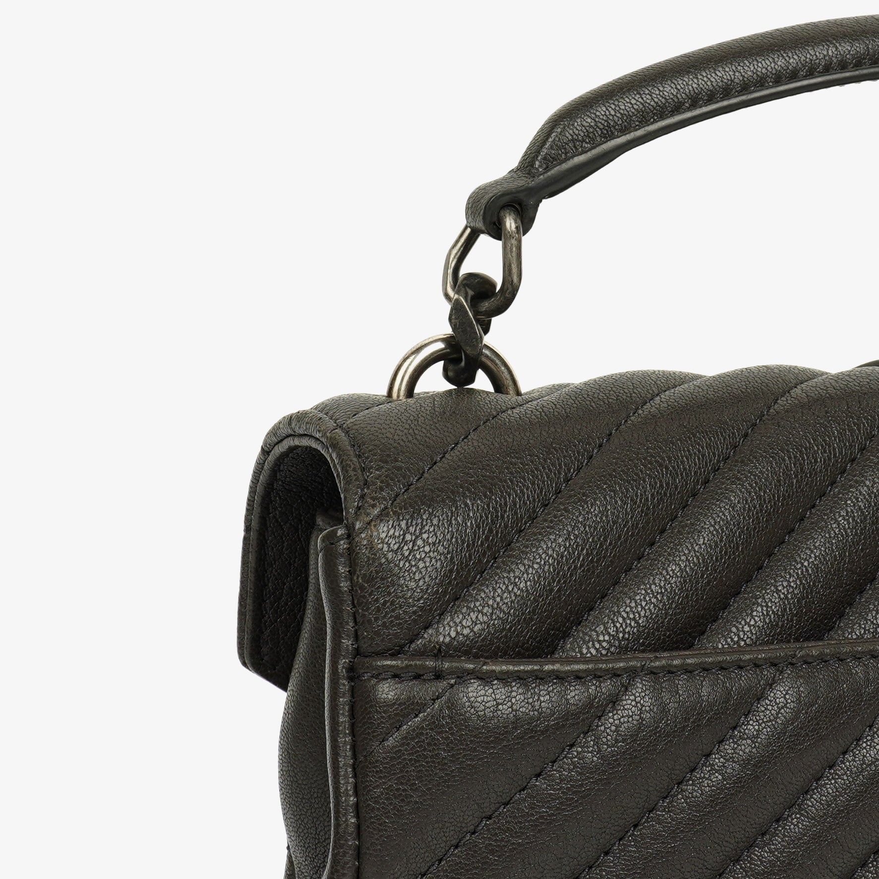 Saint Laurent College Umhängetasche Medium aus Chevron-Steppleder