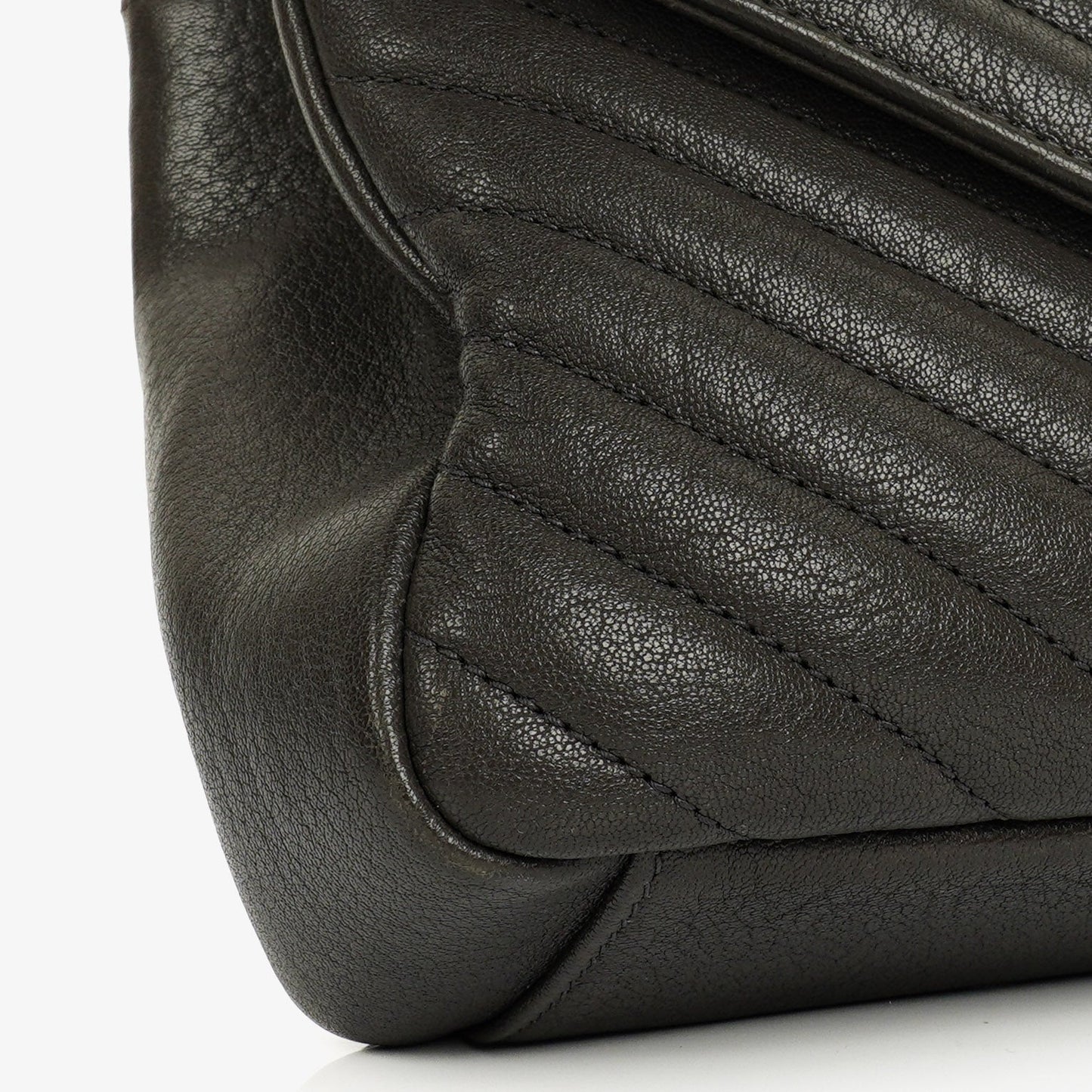 Saint Laurent College Umhängetasche Medium aus Chevron-Steppleder