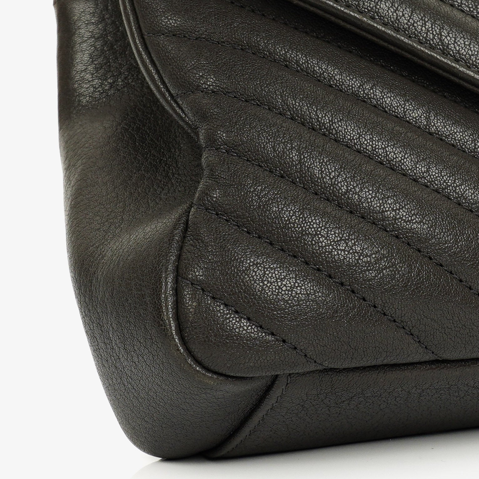 Saint Laurent College Umhängetasche Medium aus Chevron-Steppleder