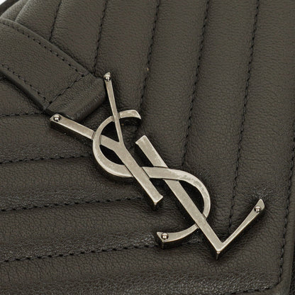 Saint Laurent College Umhängetasche Medium aus Chevron-Steppleder
