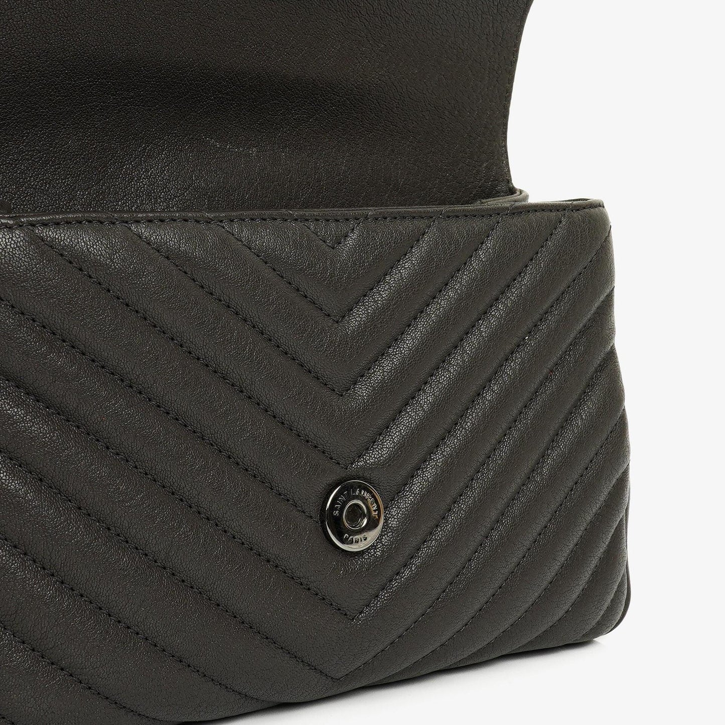 Saint Laurent College Umhängetasche Medium aus Chevron-Steppleder