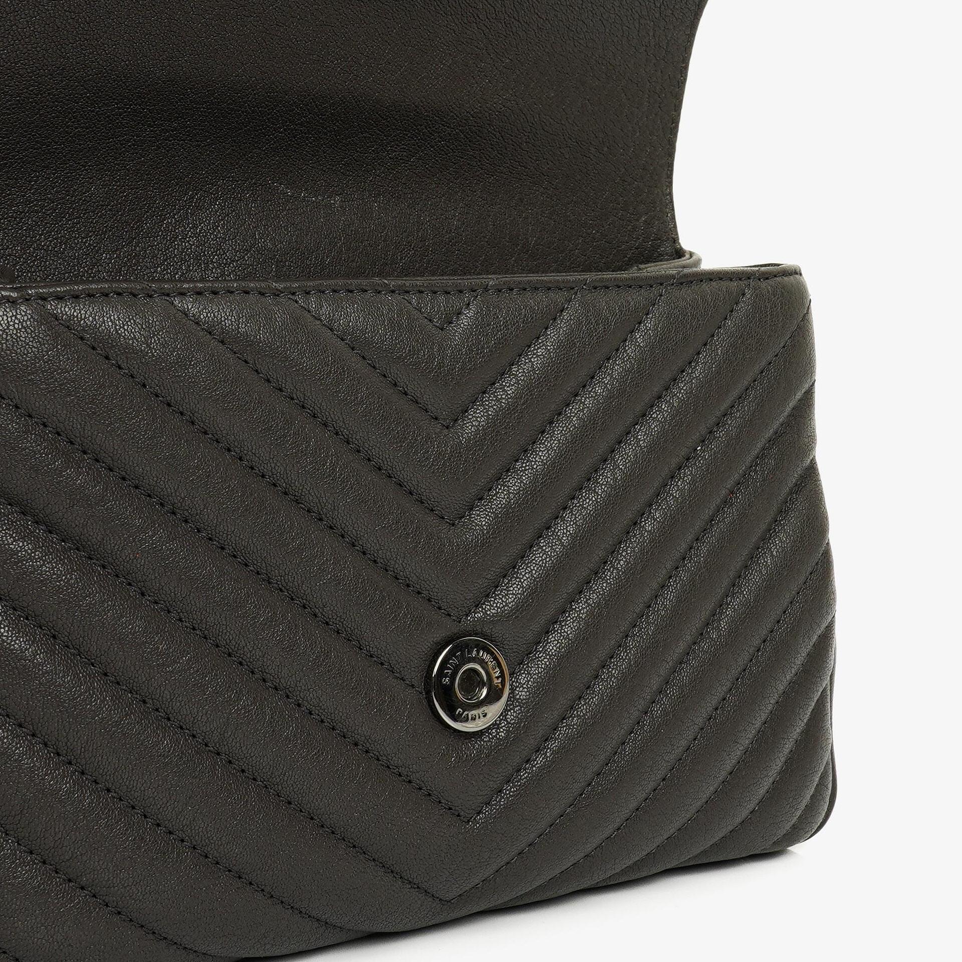 Saint Laurent College Umhängetasche Medium aus Chevron-Steppleder