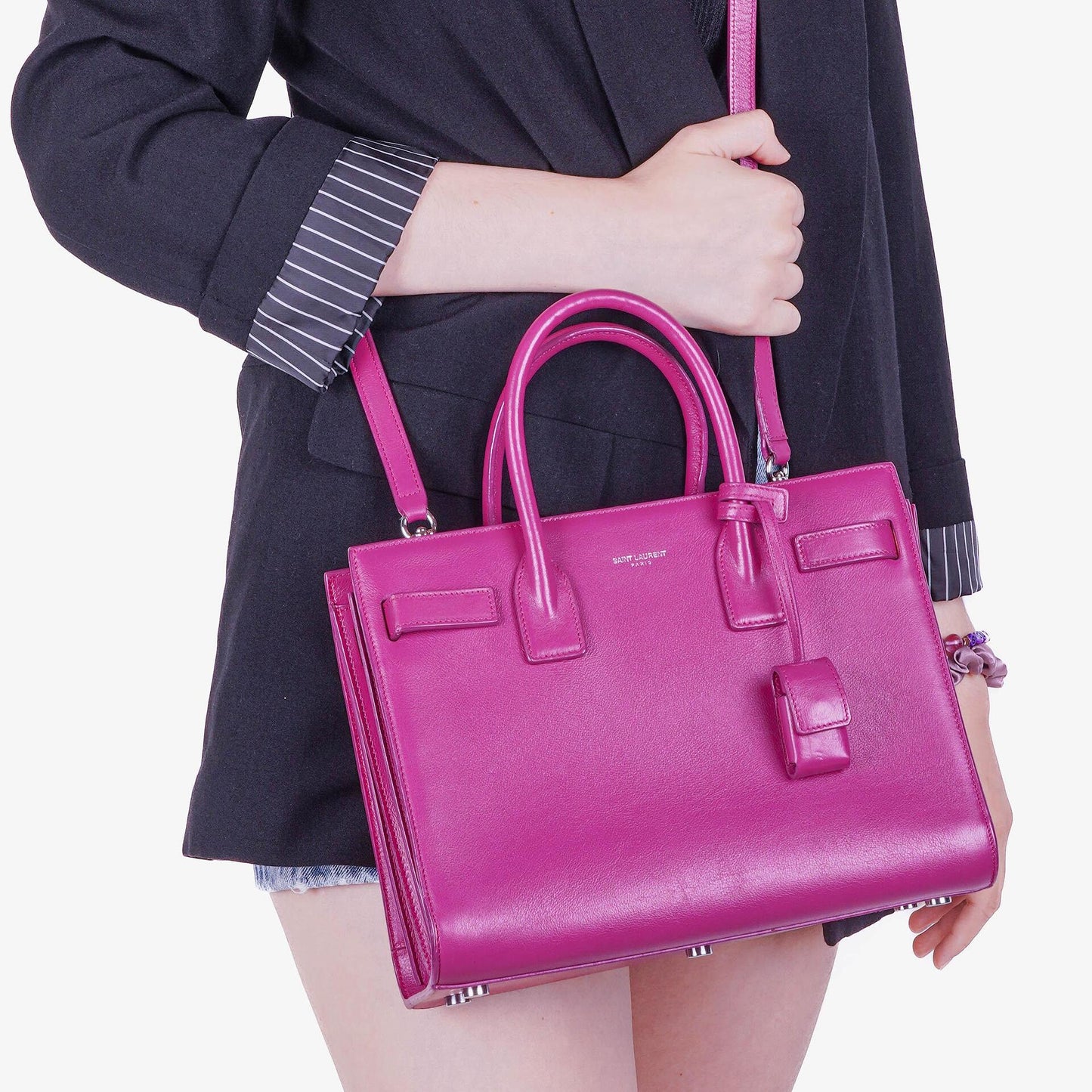 Saint Laurent Sac De Jour Baby aus Kalbsleder
