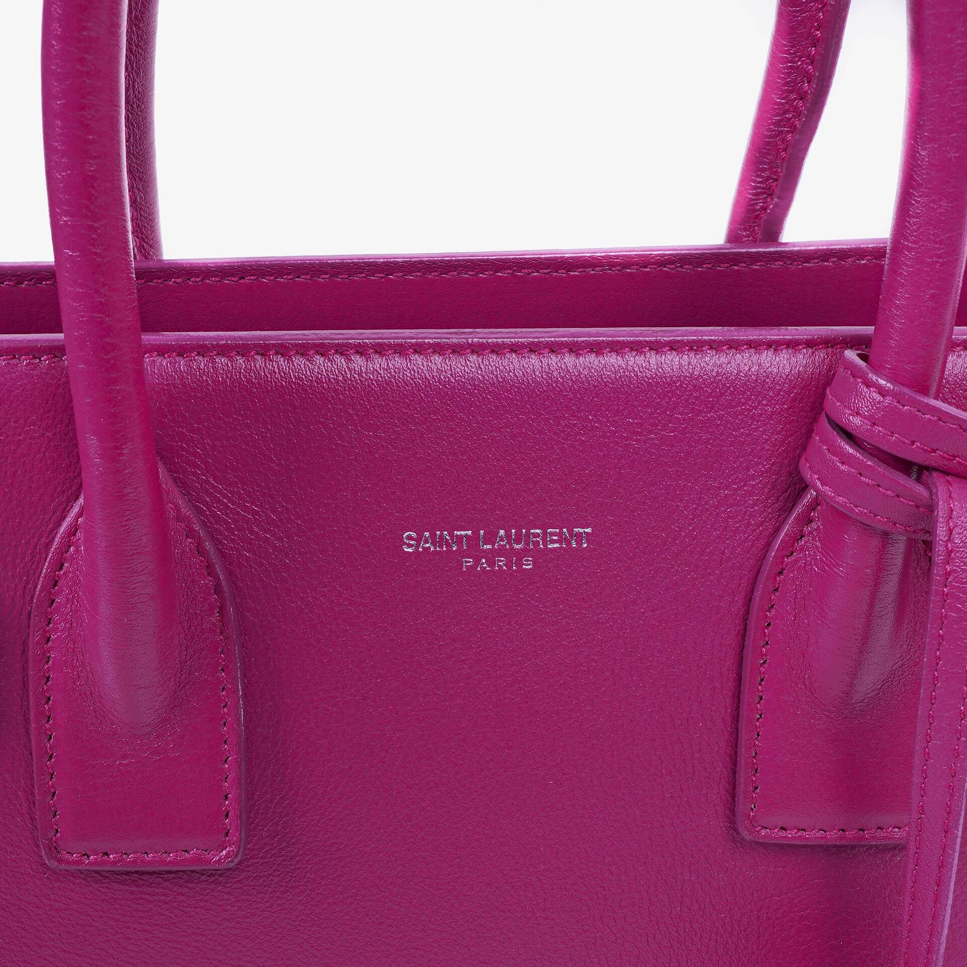 Saint Laurent Sac De Jour Baby aus Kalbsleder