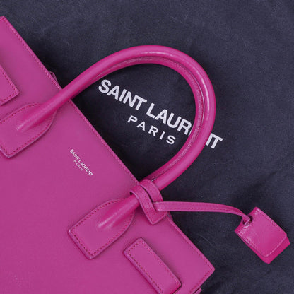 Saint Laurent Sac De Jour Baby aus Kalbsleder