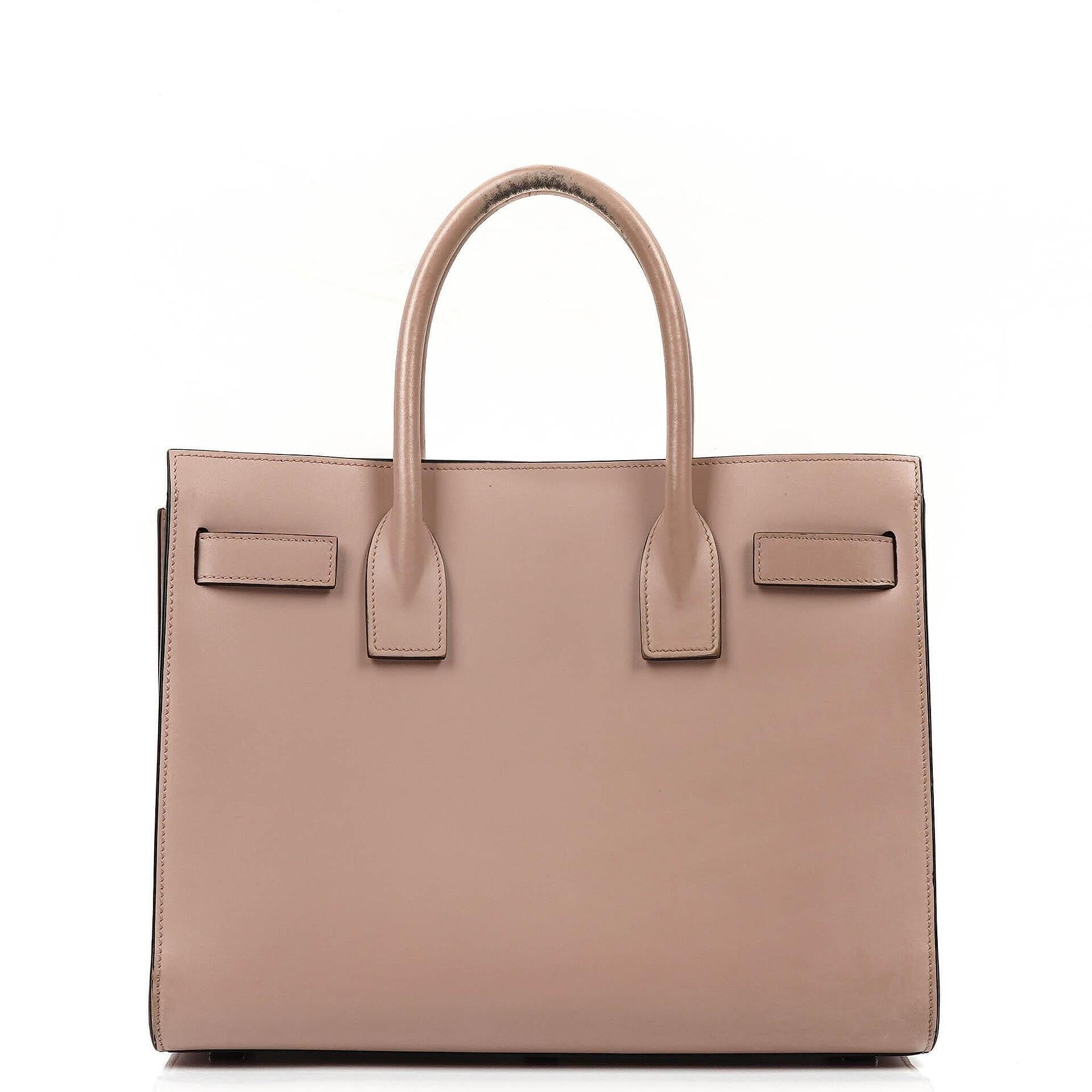 Saint Laurent Sac De Jour Baby aus Powder Pink Kalbsleder