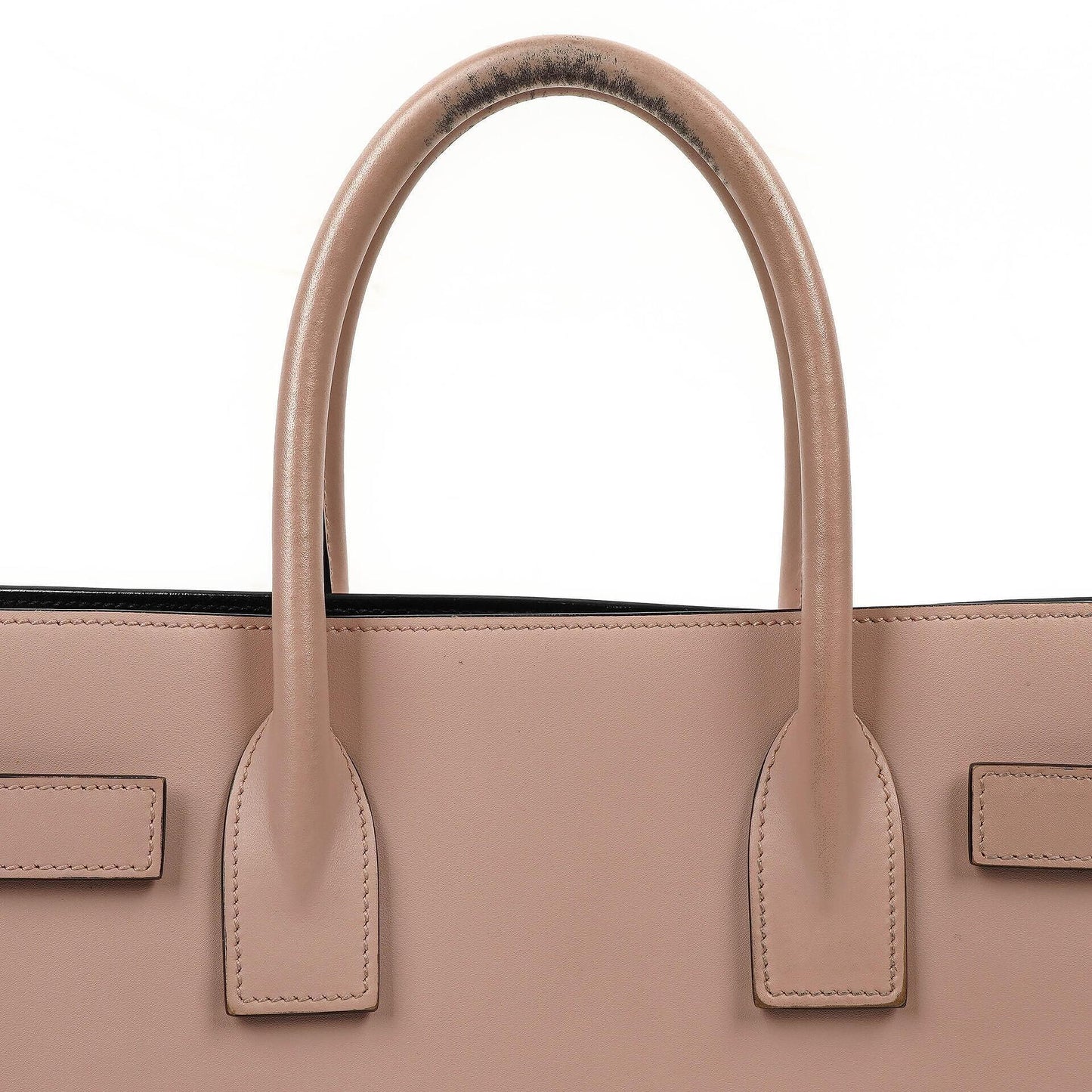 Saint Laurent Sac De Jour Baby aus Powder Pink Kalbsleder