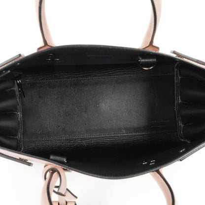 Saint Laurent Sac De Jour Baby aus Powder Pink Kalbsleder