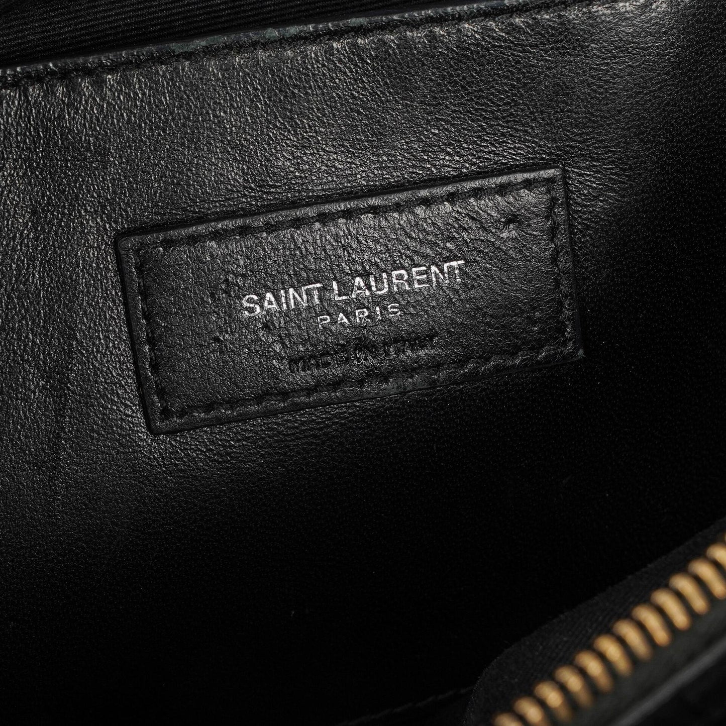 Saint Laurent West Hollywood Schultertasche in Grau aus krokodilgeprägtem Leder