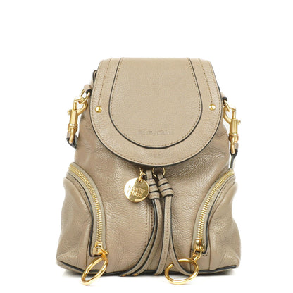 See by Chloé Olga Genarbter Leder Rucksack