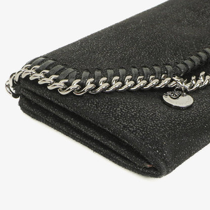 Stella McCartney Falabella Pochette Tasche aus schwarzem Shaggy Dear Kunstleder
