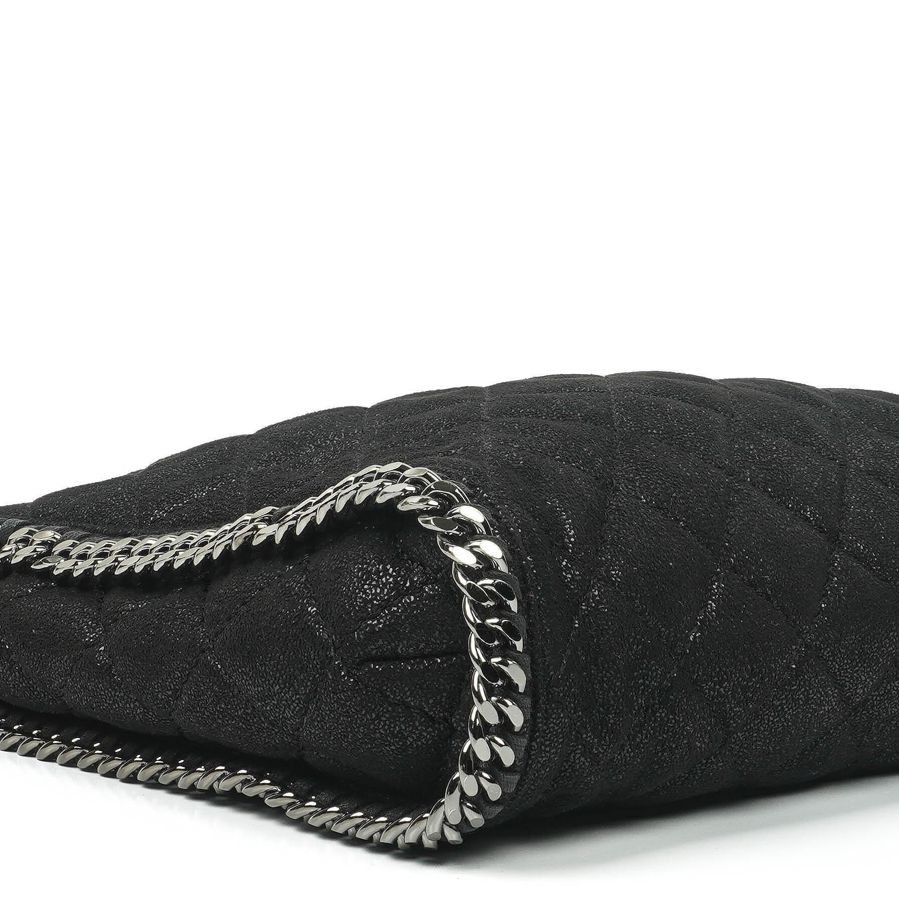Stella McCartney Falabella schwarze gesteppte Tote Bag aus veganem Shaggy Deer