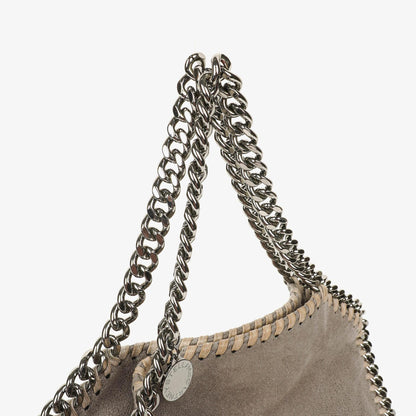 Stella McCartney Falabella Mini Tote Fold-Over Bag aus veganem Shaggy Deer in Stahlgrau