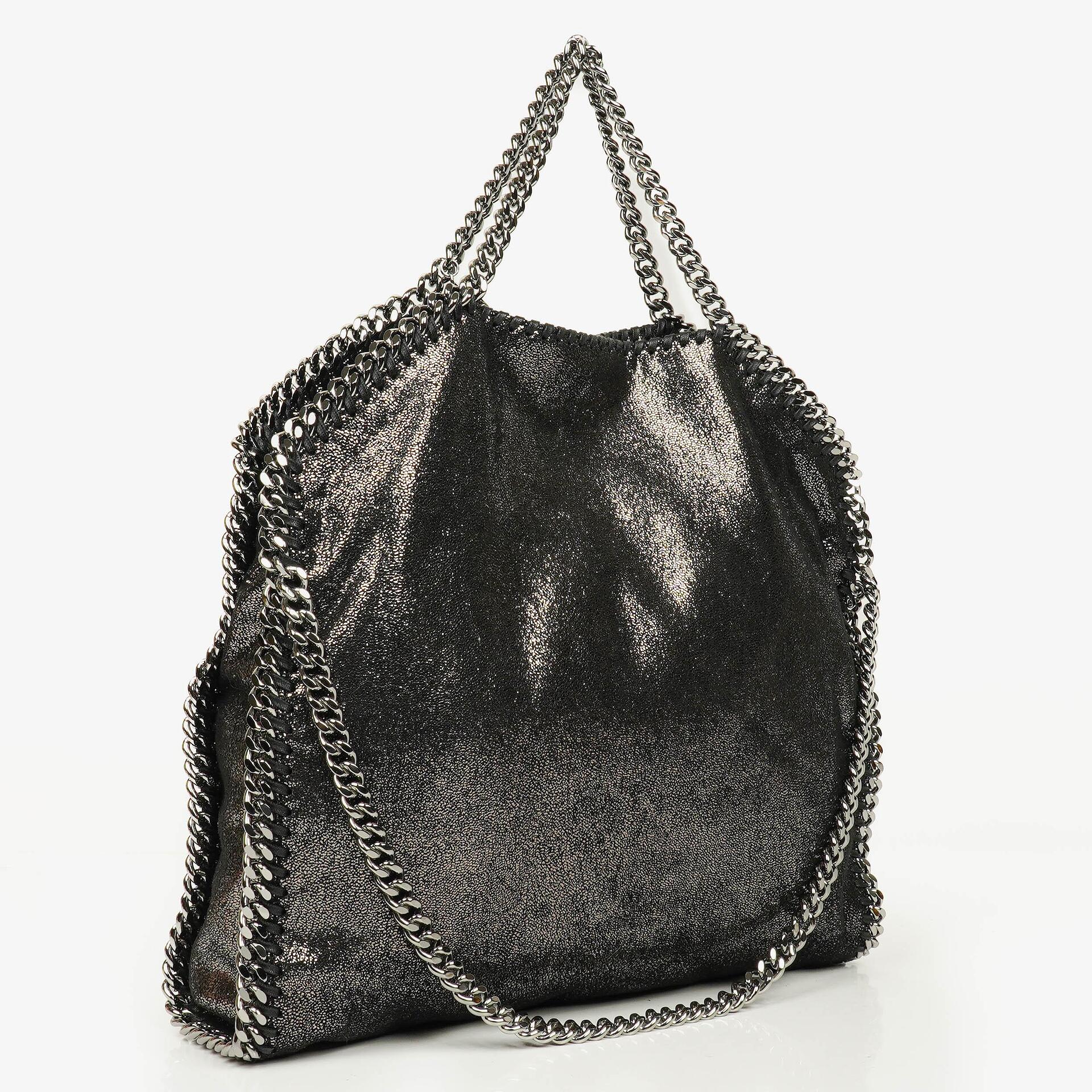 Stella McCartney Falabella Tote in Chamois Vegan Shaggy Deer mit Ruthenium-Hardware, glänzend gepunktet
