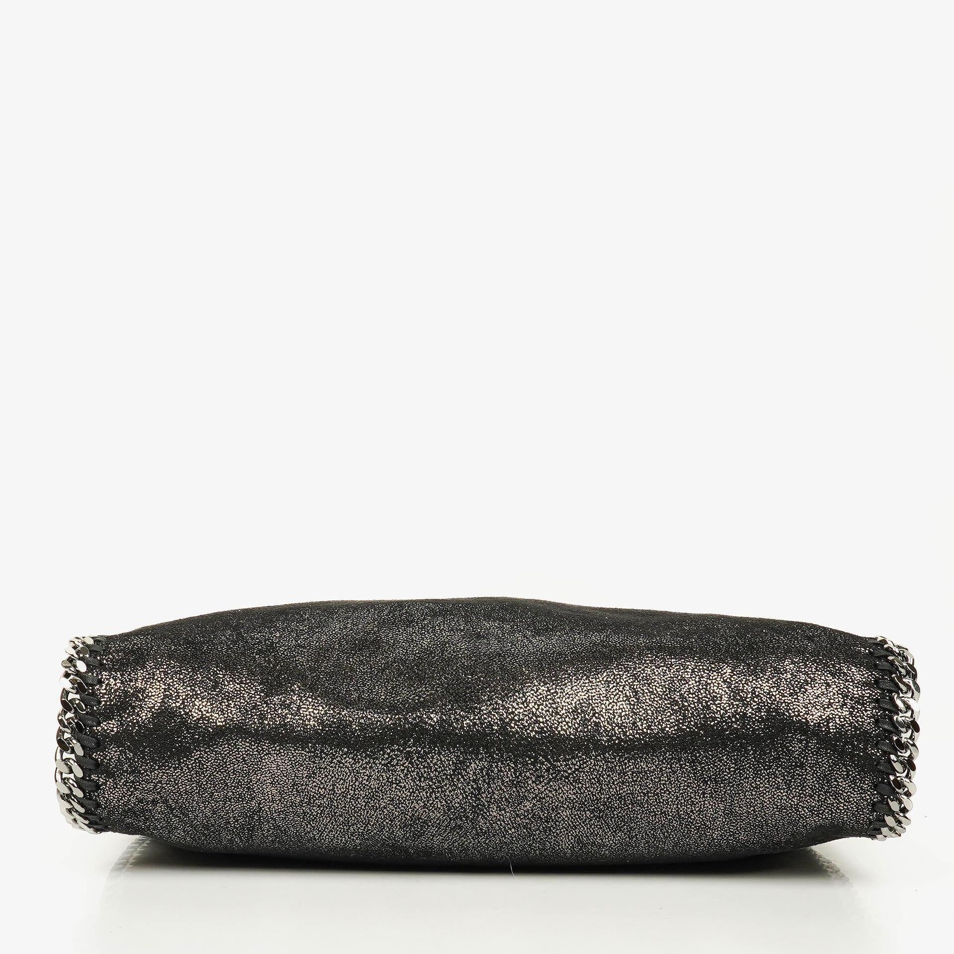 Stella McCartney Falabella Tote in Chamois Vegan Shaggy Deer mit Ruthenium-Hardware, glänzend gepunktet