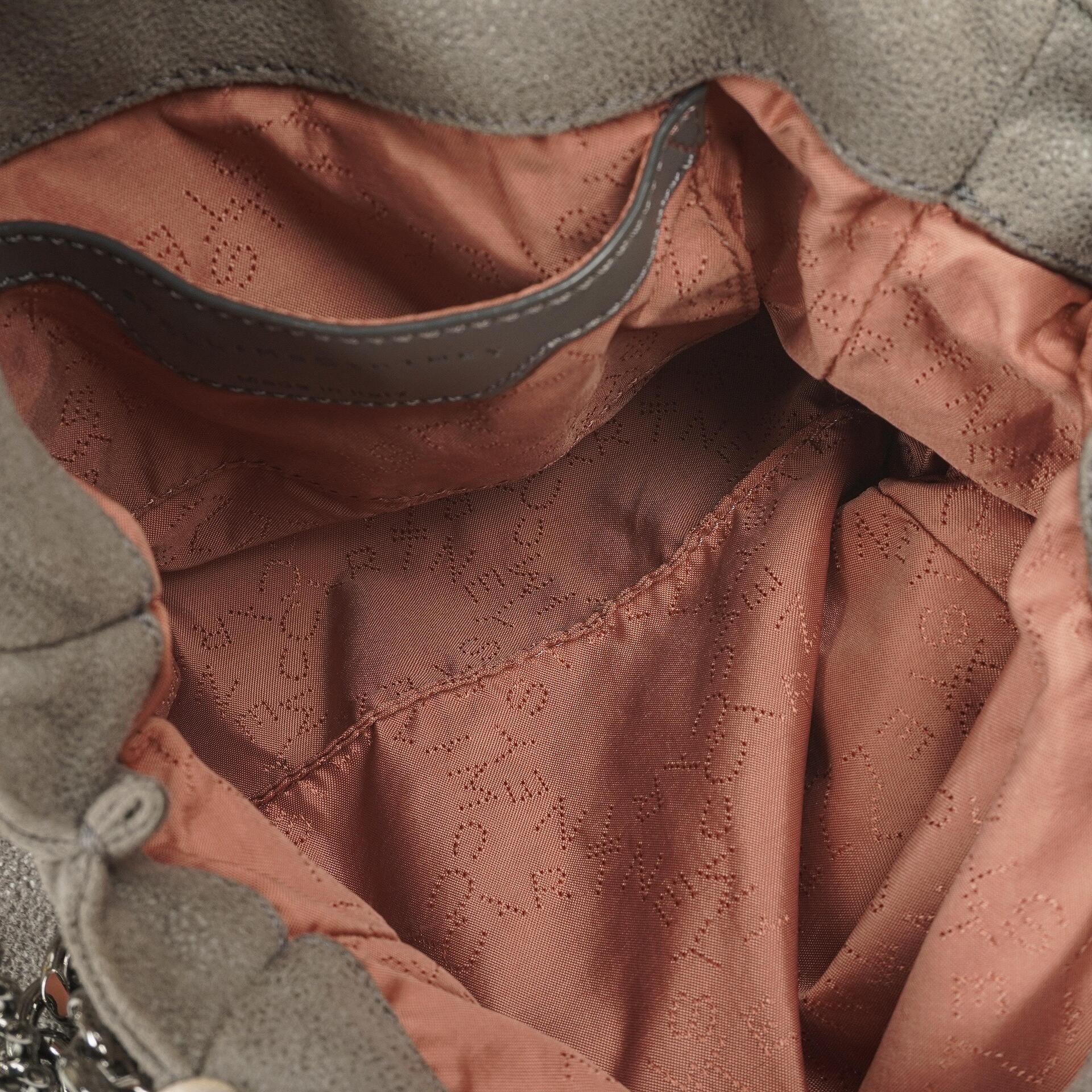 Stella McCartney Mini Tote Falabella Stahlgraue vegane Shaggy Deer Umhängetasche