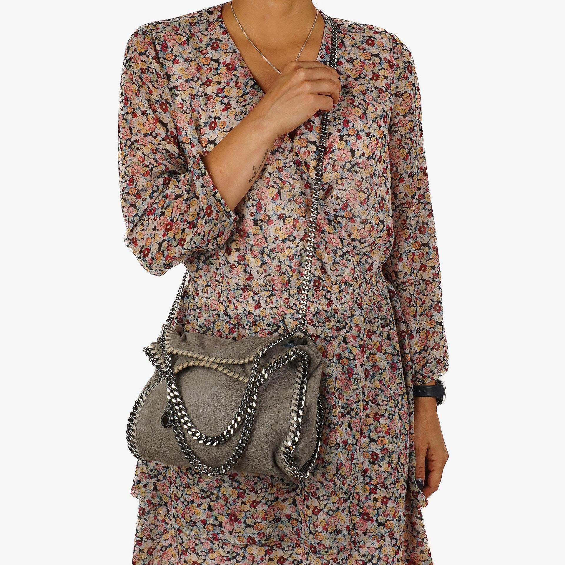 Stella McCartney Mini Tote Falabella Stahlgraue vegane Shaggy Deer Umhängetasche