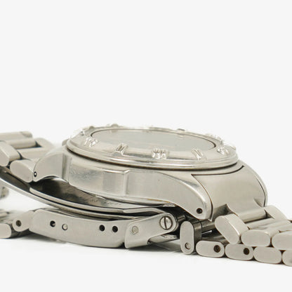 TAG Heuer Professional 4000 Serie Quarz-Armbanduhr aus Edelstahl