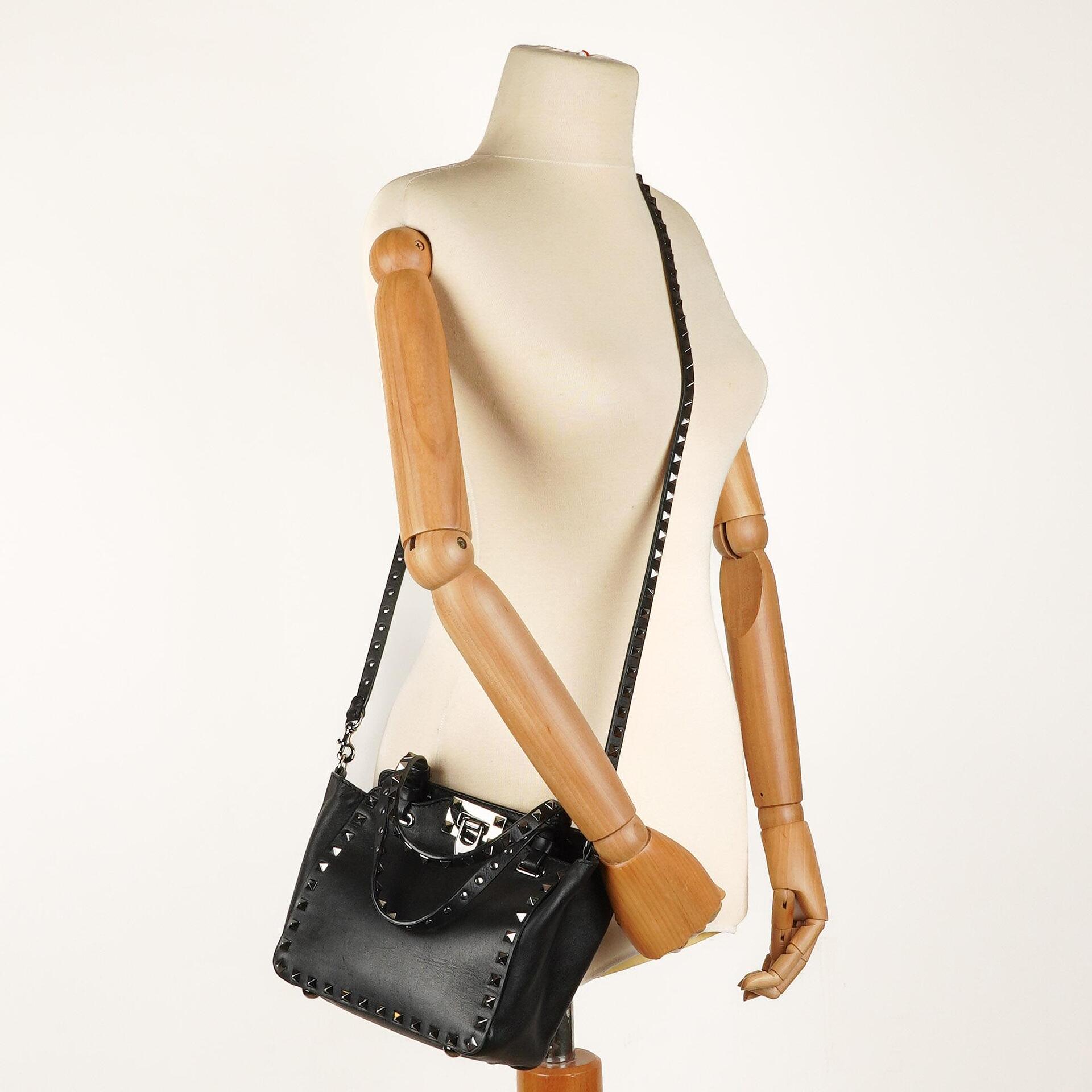 Valentino Garavani Mini Rockstud Leder Tote Bag Schwarz