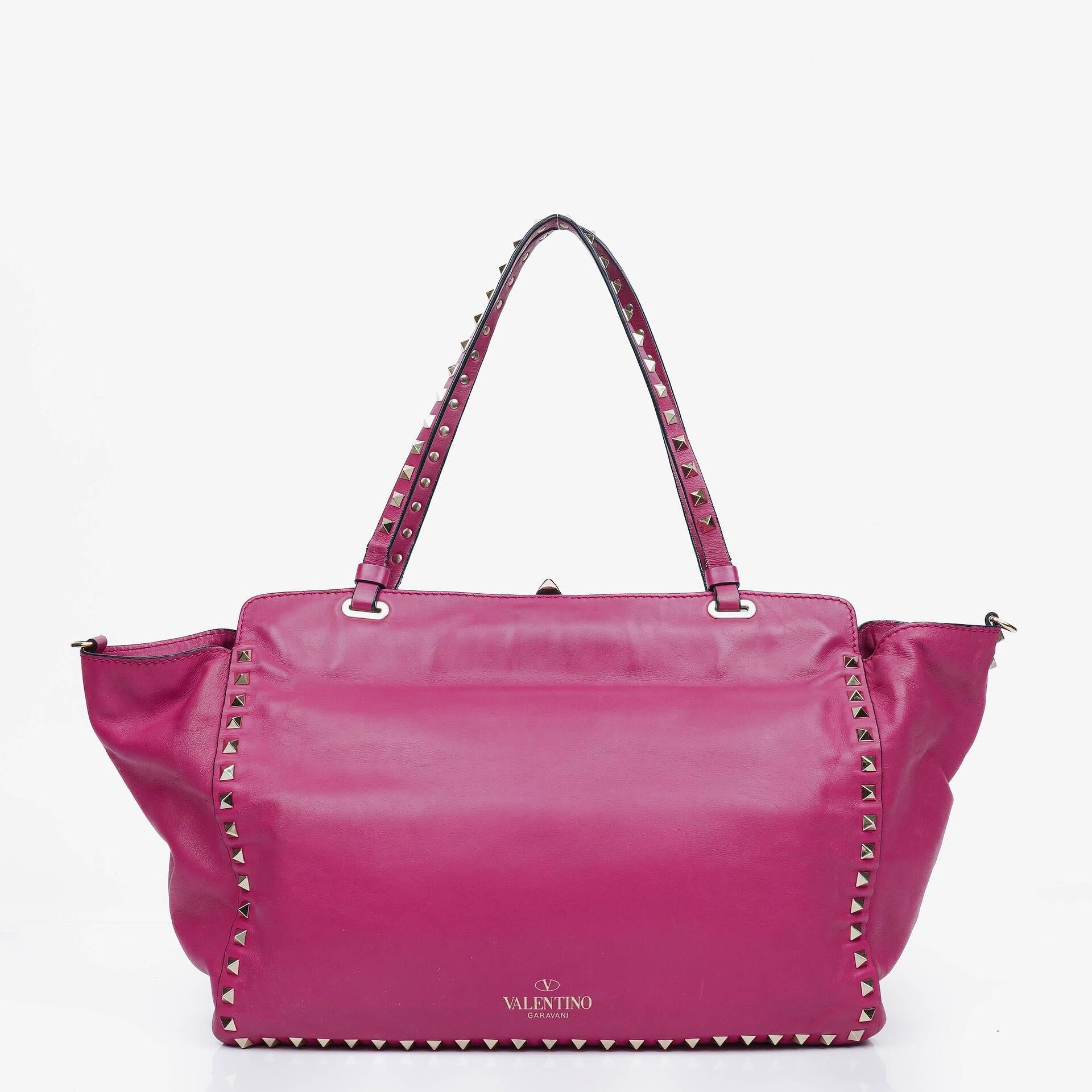Valentino Garavani Medium Rockstud Tote Bag in Pink