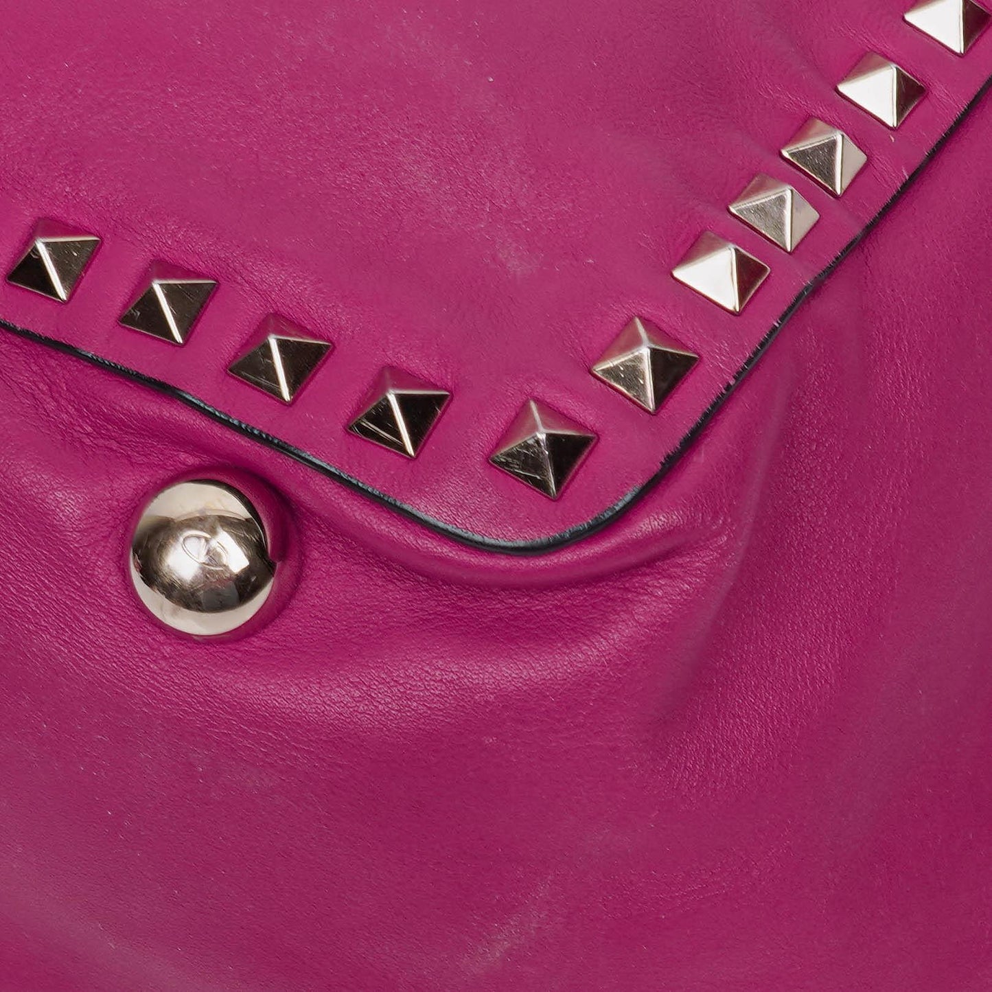 Valentino Garavani Medium Rockstud Tote Bag in Pink