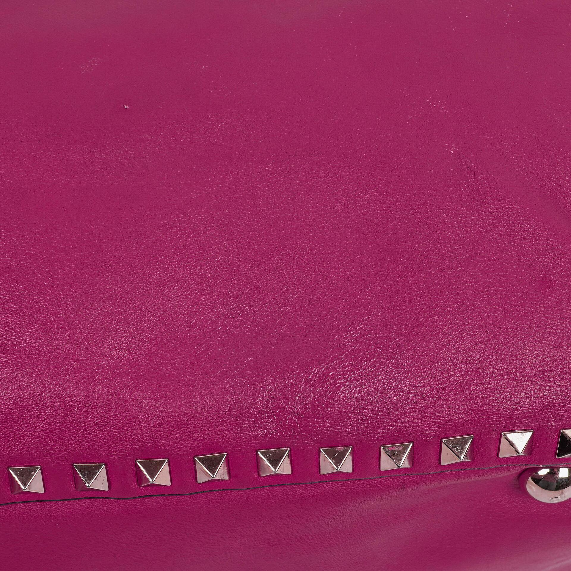 Valentino Garavani Medium Rockstud Tote Bag in Pink