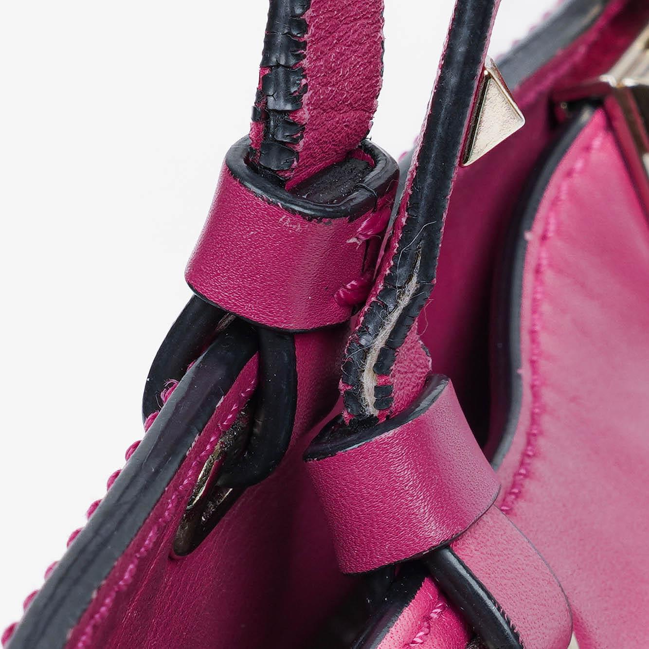 Valentino Garavani Medium Rockstud Tote Bag in Pink