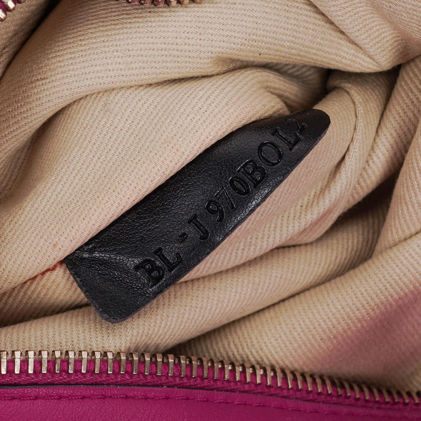 Valentino Garavani Medium Rockstud Tote Bag in Pink