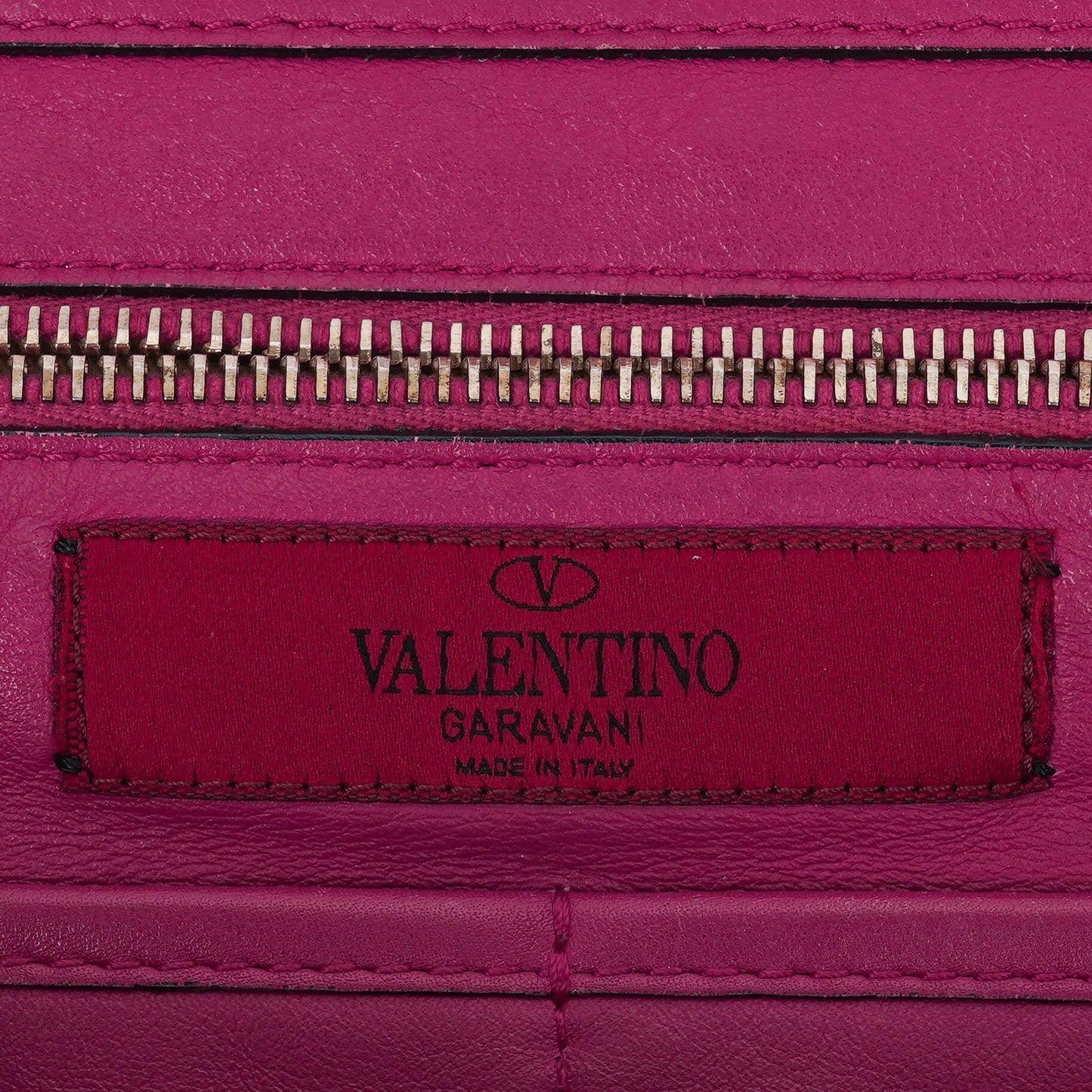 Valentino Garavani Medium Rockstud Tote Bag in Pink