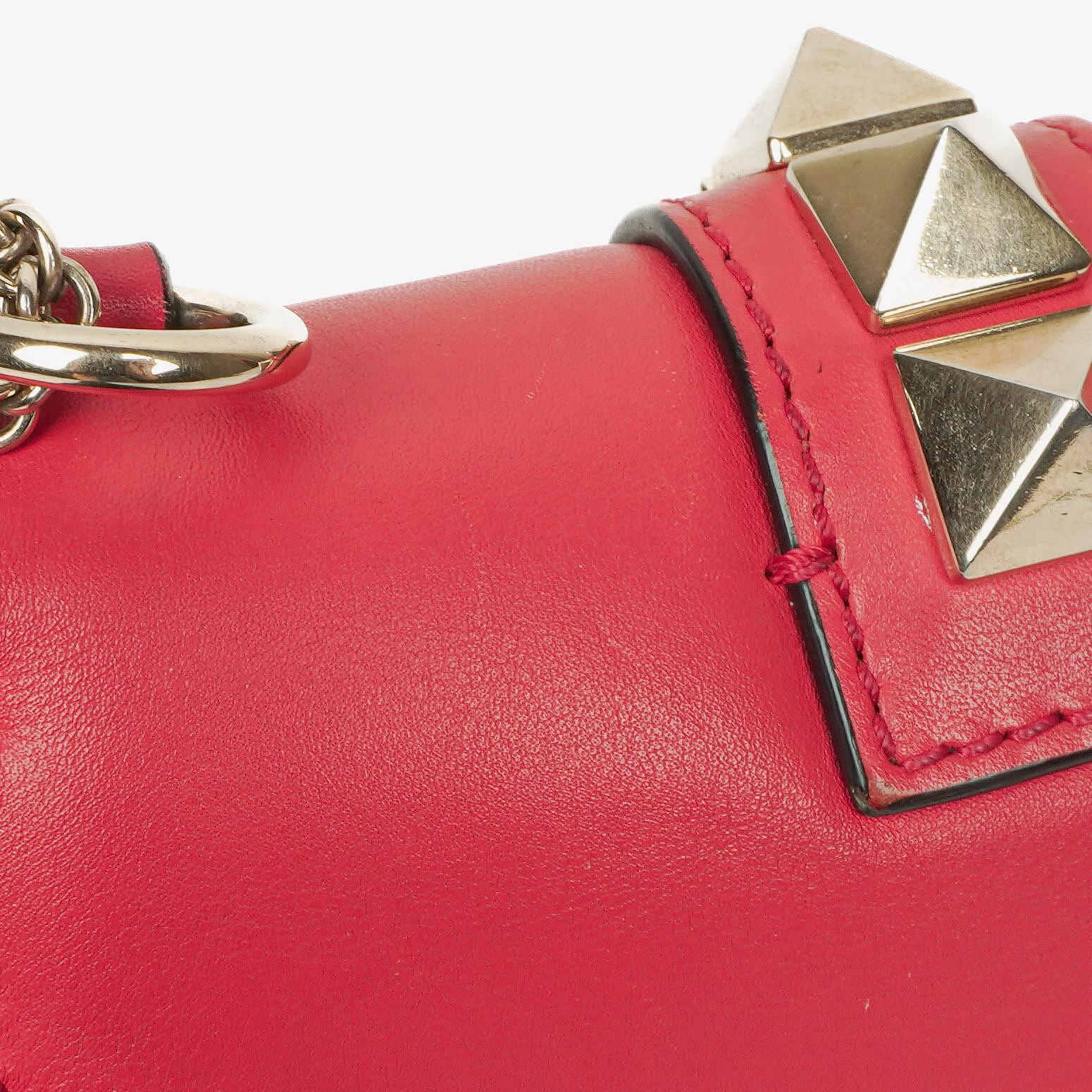 Valentino Garavani Glam Lock Rockstud Mini Klappentasche aus pinkem Vitello
