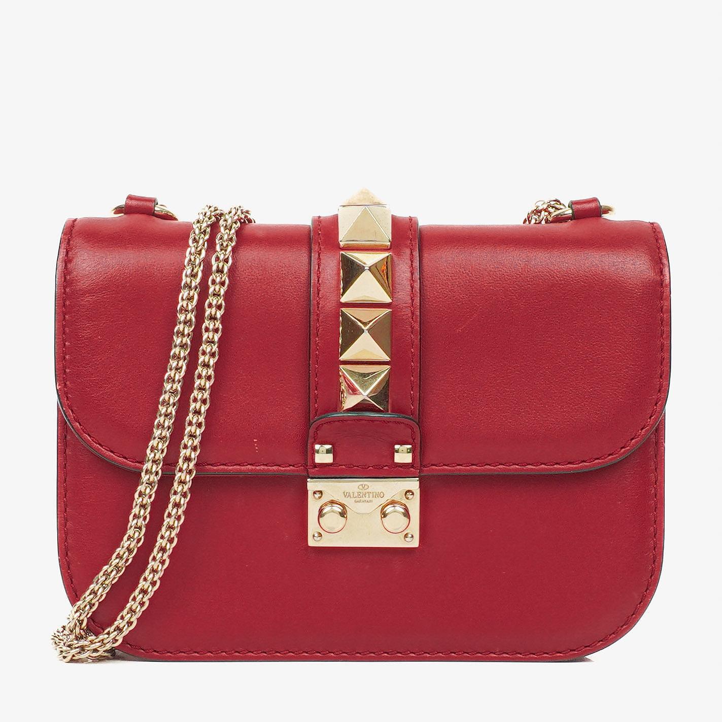 Valentino Garavani Glam Lock Rockstud Mini Klappentasche in Rot