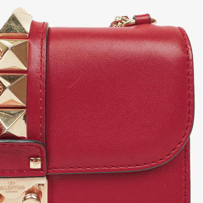 Valentino Garavani Glam Lock Rockstud Mini Klappentasche in Rot
