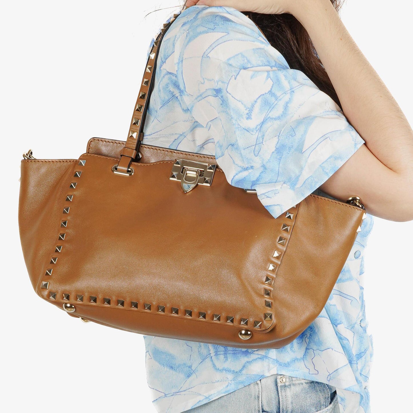 Valentino Garavani Kleine Rockstud Tote Bag aus braunem Kalbsleder