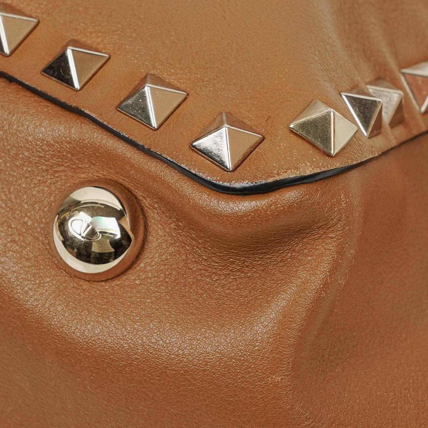 Valentino Garavani Kleine Rockstud Tote Bag aus braunem Kalbsleder