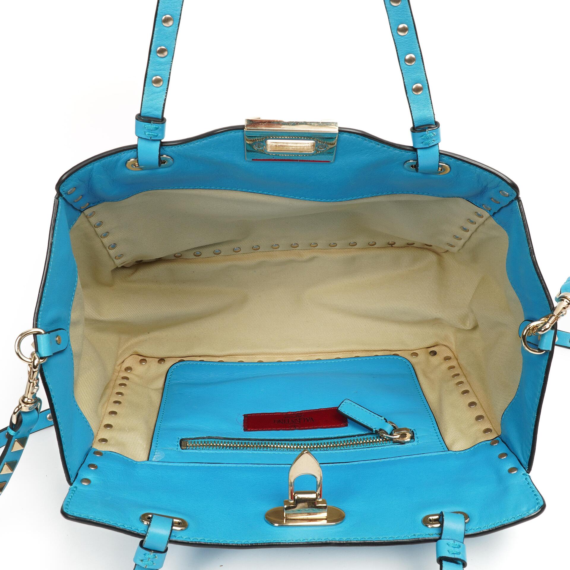 Valentino Garavani Kleine Rockstud Vitello Papagei Blau Tote Tasche