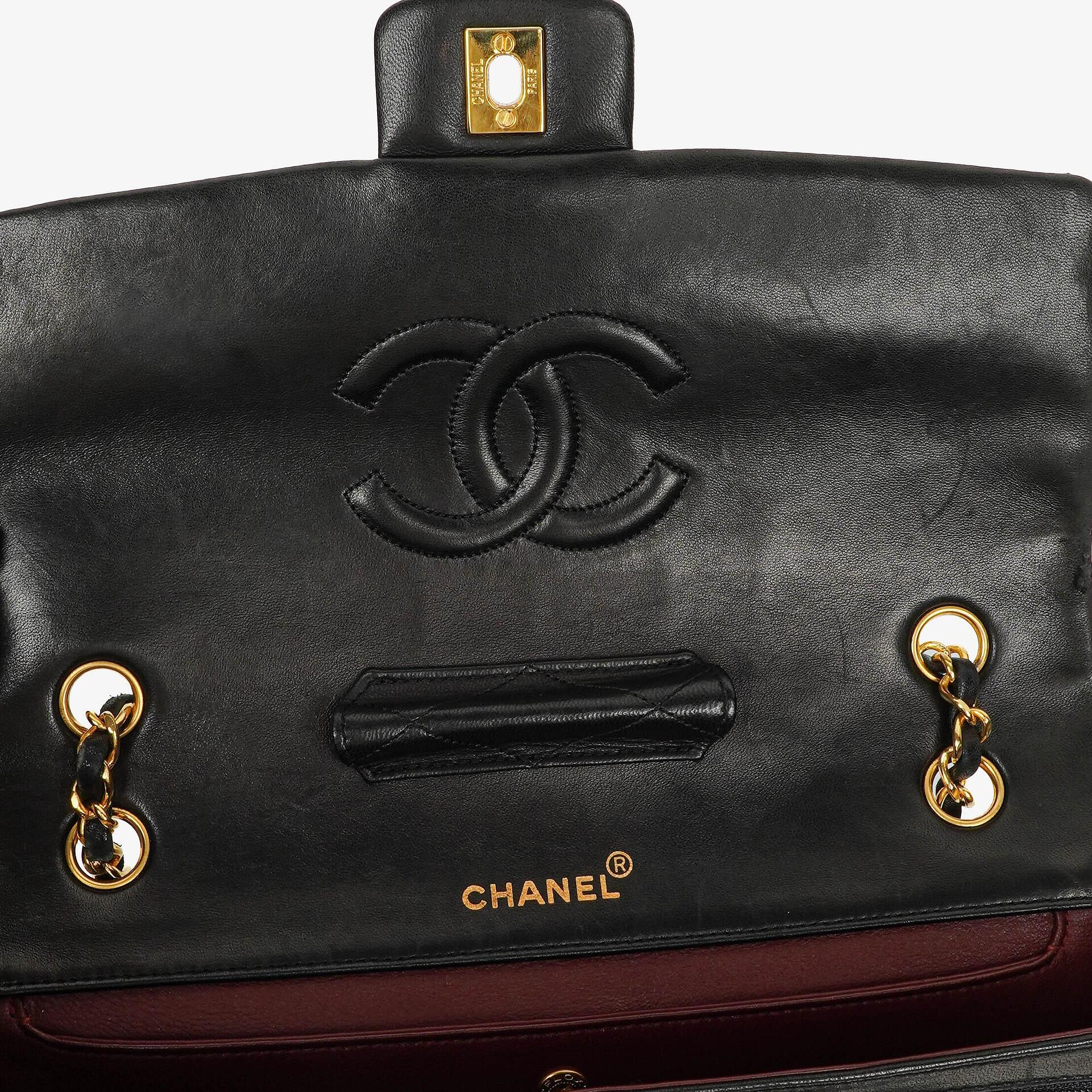 Vintage Chanel Classic Single Flap Tasche aus schwarzem gestepptem Lammleder mit 24K vergoldeten Beschlägen