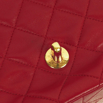 Vintage Chanel Classic Single Flap Tasche aus rotem gestepptem Lammleder mit 24K vergoldeten Beschlägen