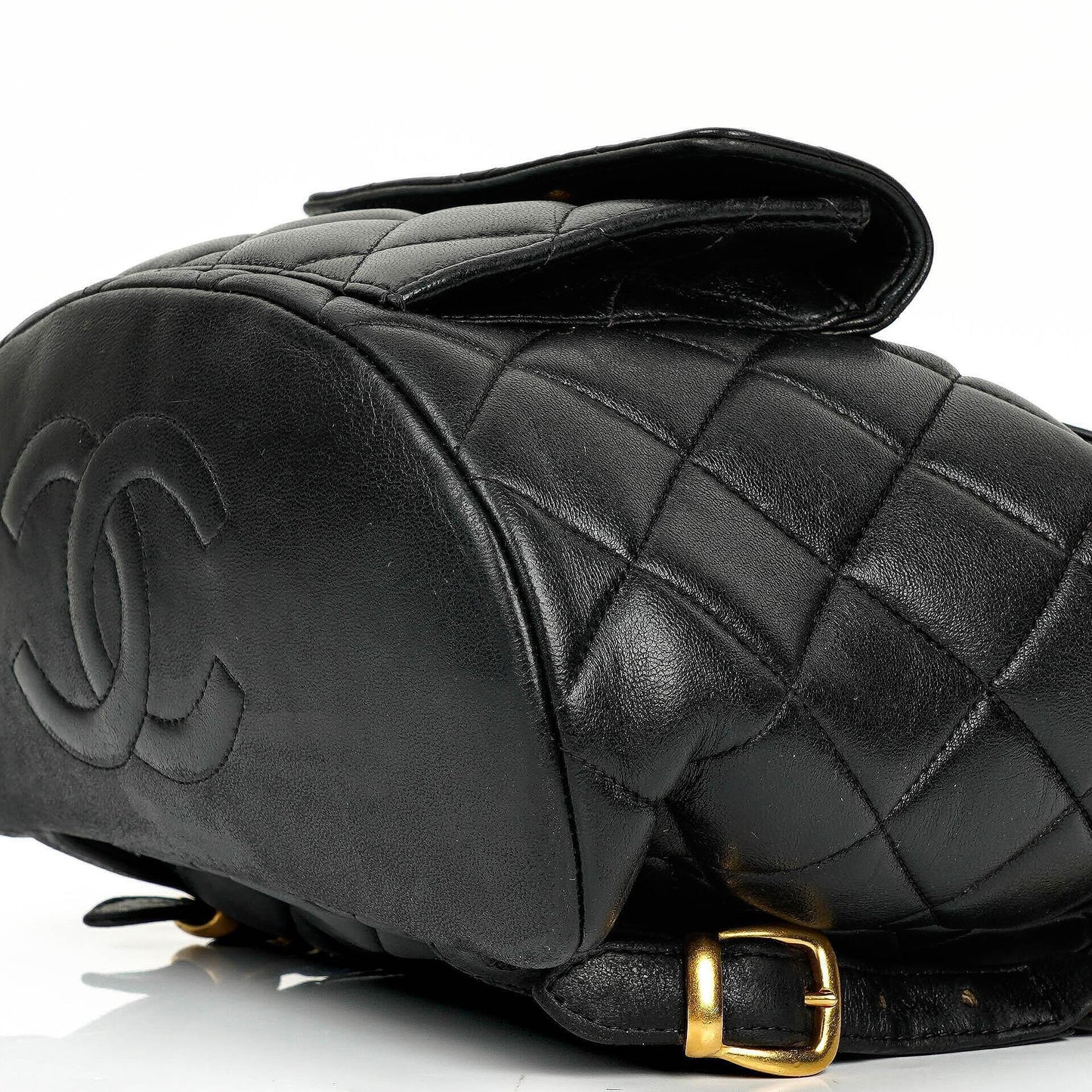 Vintage Chanel Kleine Duma CC Klassischer Schwarzer Gepolsterter Lammleder Rucksack mit 24K Vergoldeten Beschlägen