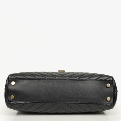 Yves Saint Laurent Classic Shopping Tote aus schwarzem Chevron-gestepptem Leder mit Monogramm