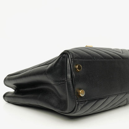 Yves Saint Laurent Classic Shopping Tote aus schwarzem Chevron-gestepptem Leder mit Monogramm